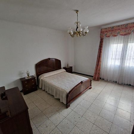 Hotel Casa Vicenta à Herencia Extérieur photo
